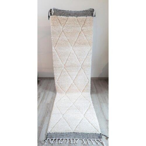 Tapis de couloir Beni Ouarain Losanges écrus dans la trame