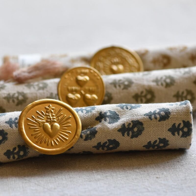 Lot de 3 ronds de serviette médaillons ex-votos assortis