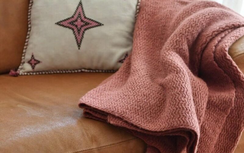 Plaid tricot laine mélangée Chevrons terracotta