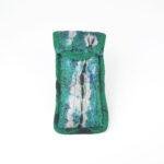 Etui à lunettes matelassé en sari de soie upcyclé - Vert2