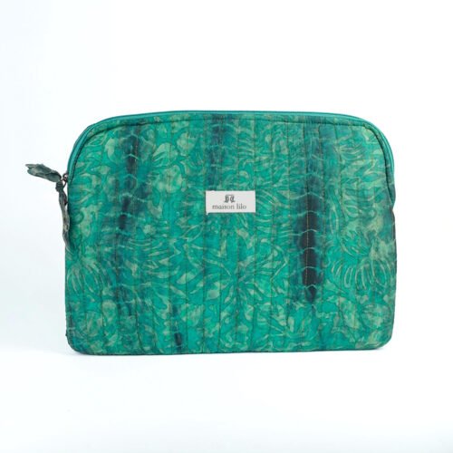 Pochette d'ordinateur en sari de soie upcyclé - pièce unique