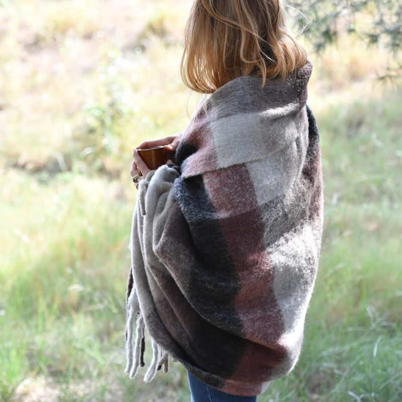PLD387-2 Plaid doux laine mélangée Féroé écossais