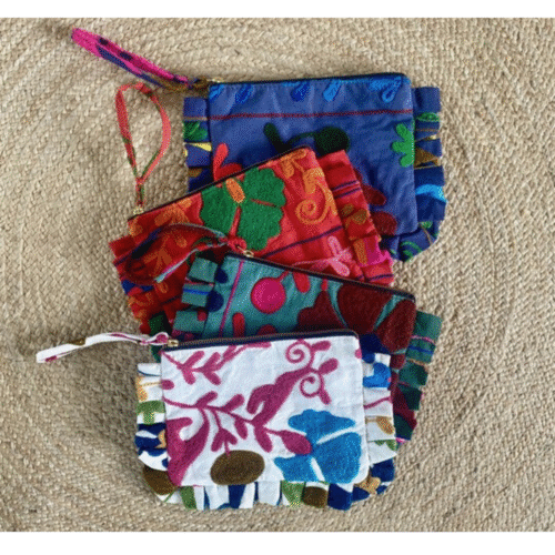 Pochette Froufrou coton brodée Suzani