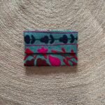 Pochette de soirée Riviera coton stonewash brodée Suzani - vert