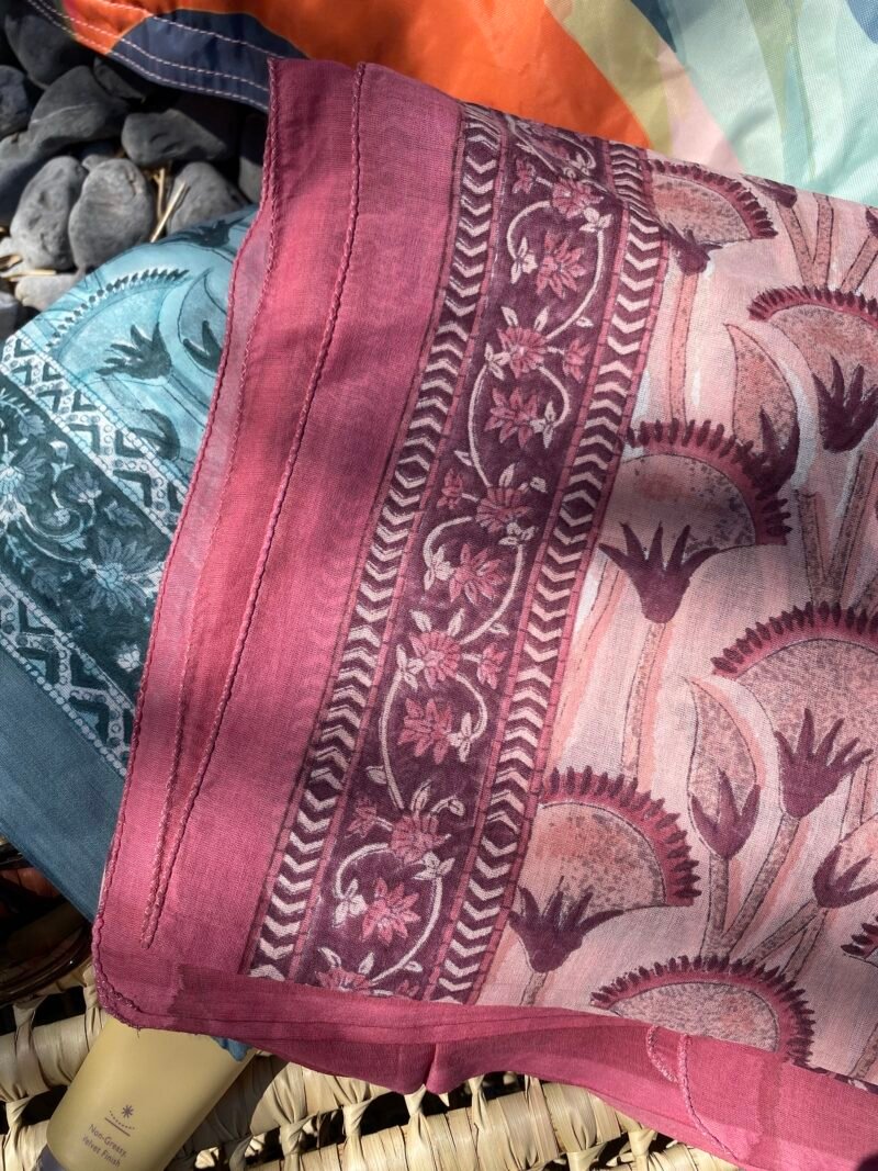 Paréo Papyrus rose lilas en voile de coton imprimé blockprint