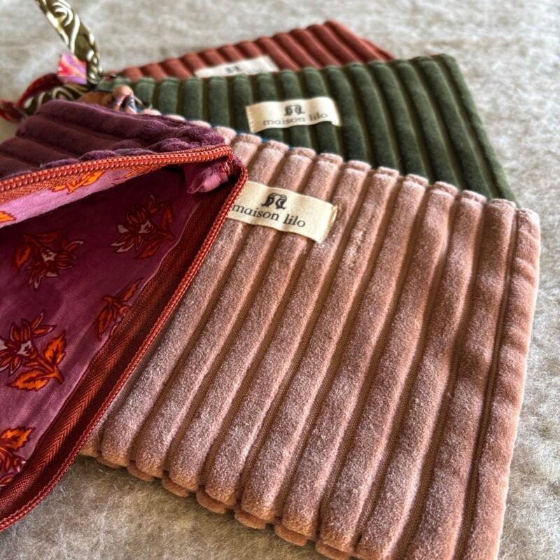 POC-5 Pochette velours côtelé fermeture zip contrastée, doublure imprimée