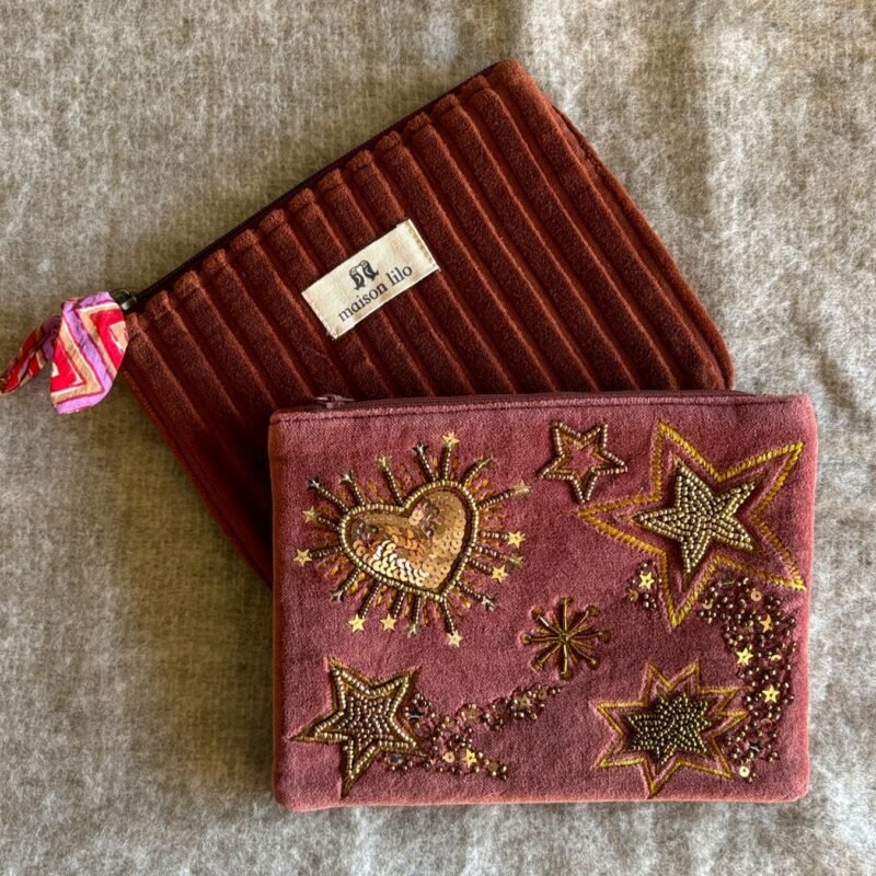 POC135-3 Pochette velours brodée Stars & hearts bois de rose