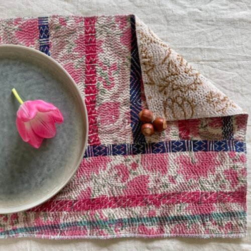 Lot de 4 sets de table en kantha ancien imprimé blockprint, pièces unqiues
