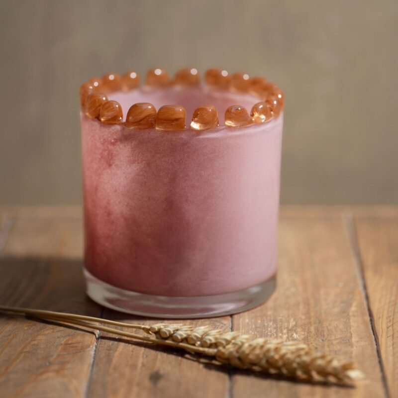 PHP228-1 Photophore droit en verre soufflé rose opaline, bord perlé moka