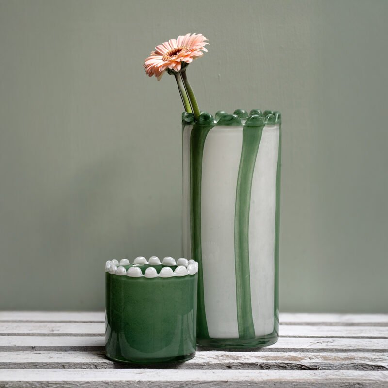 PHP231-4 Photophore en verre soufflé bouche vert, bord perlé blanc