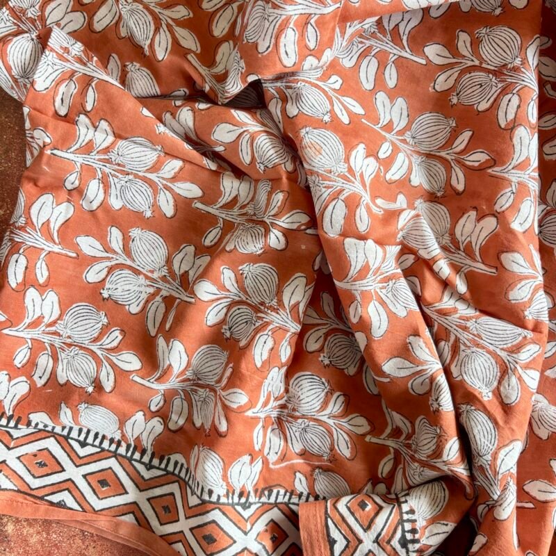 PAR004-7 Grand foulard-paréo Alhambra terra en voile de coton imprimé blockprint